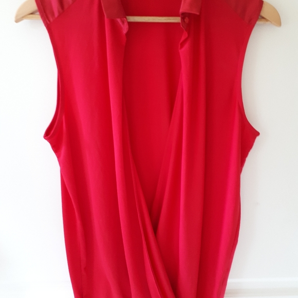 Slevess blouse - Picture 6 of 6